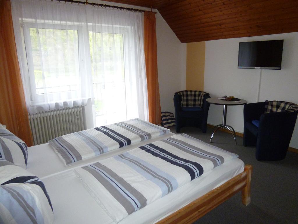Wein- Und Gaestehaus St. Aldegundishof Sankt Aldegund Kültér fotó