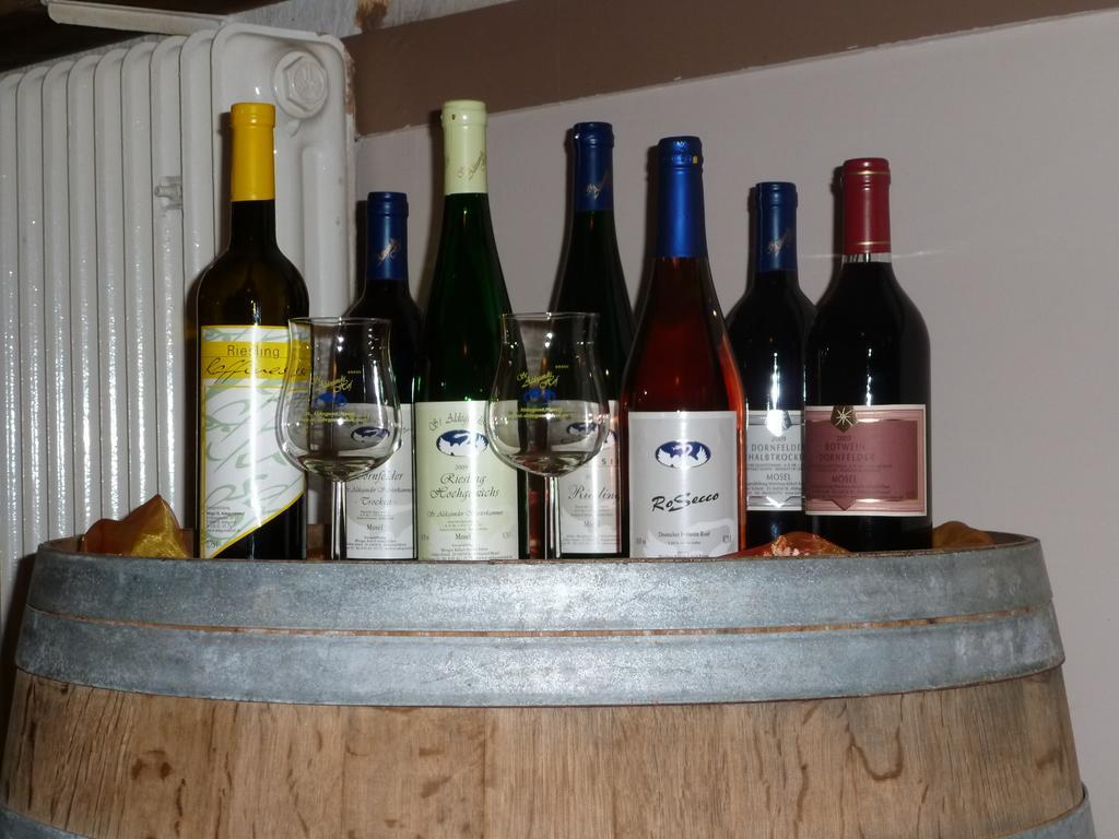 Wein- Und Gaestehaus St. Aldegundishof Sankt Aldegund Kültér fotó